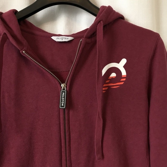 Peloton Women’s medium Magenta Logo full Zip Up Jacket Hoodie - Picture 2 of 10